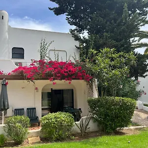Beautiful With Terrace & Garden Appartement