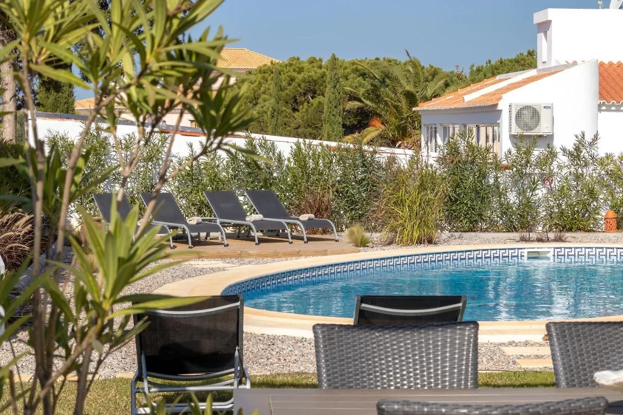 Villa Ocean Blue Ocean Views Walk To Beach Pool Ferragudo  Ferragudo (Faro)