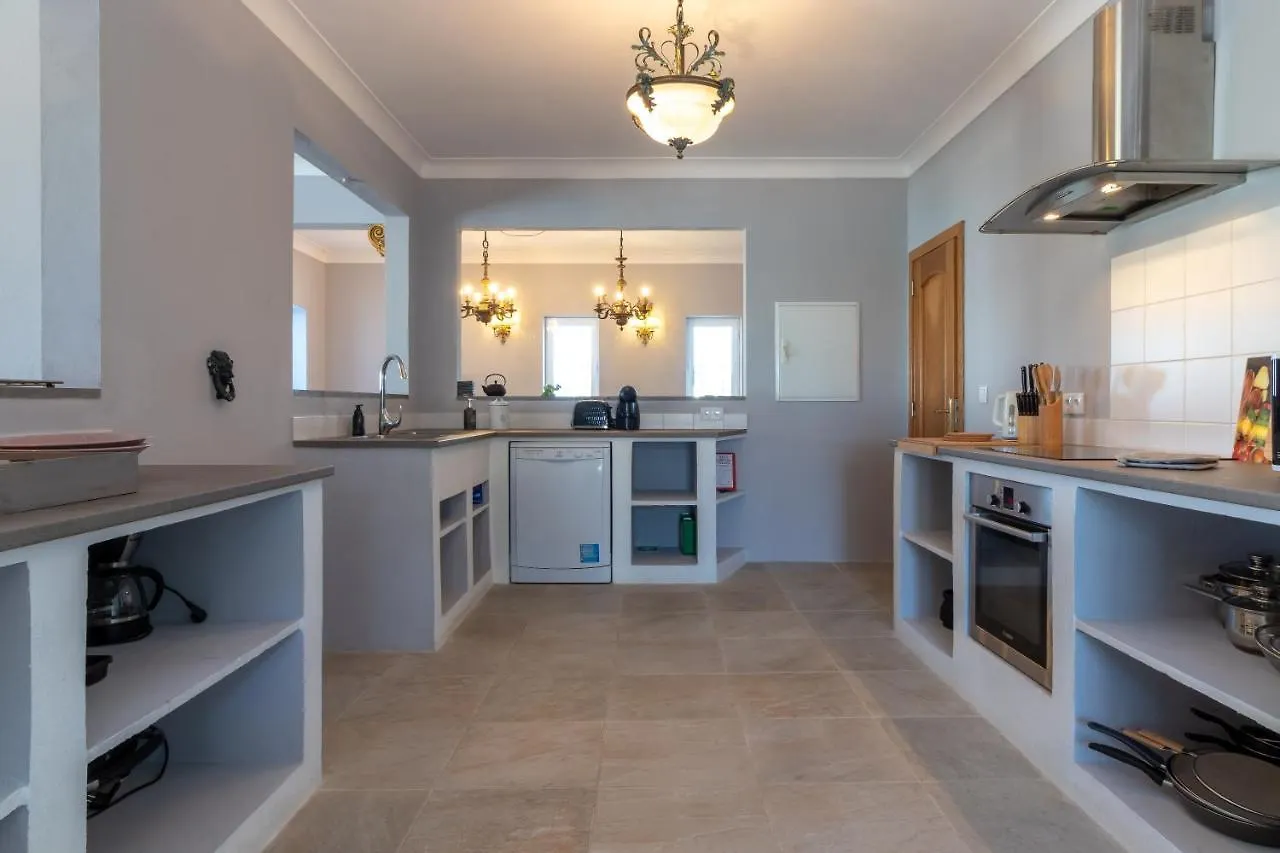 Villa Ocean Blue Ocean Views Walk To Beach Pool Ferragudo   Ferragudo (Faro)
